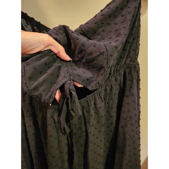 Area Stars off the Shoulder Ruffle Dot Print Dress in Black - Picture 4 of 8